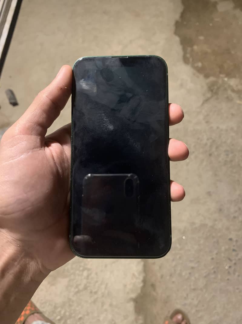 Apple iPhone 13 1