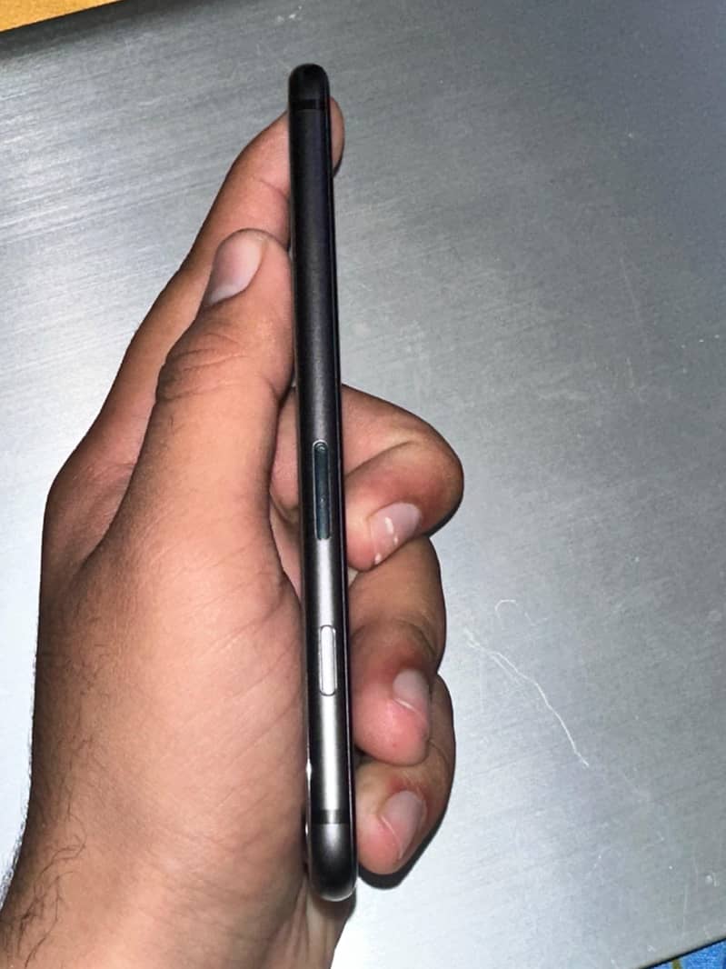 Apple iPhone 8 2