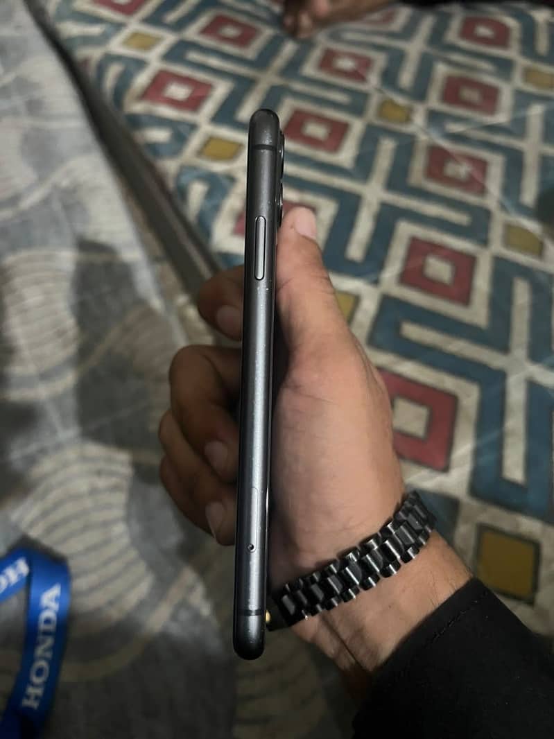 Apple iPhone 11 1