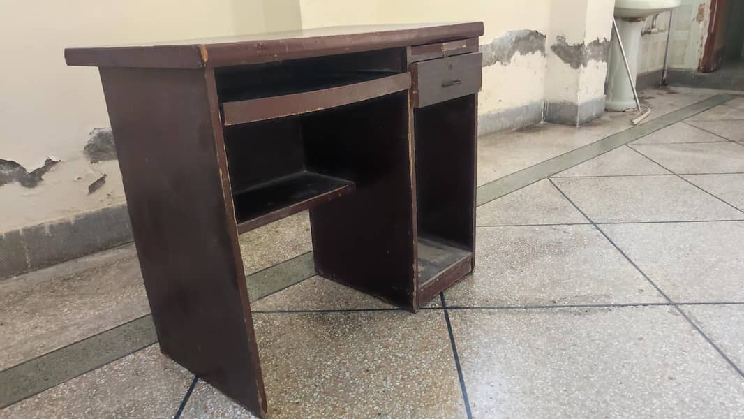 computer/study table 3