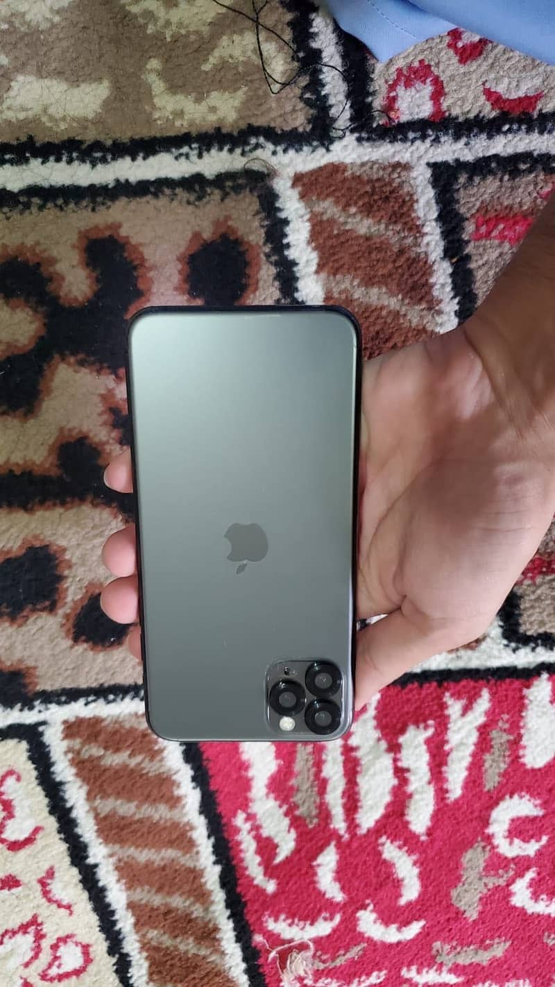 Apple iPhone 11 Pro Max 0