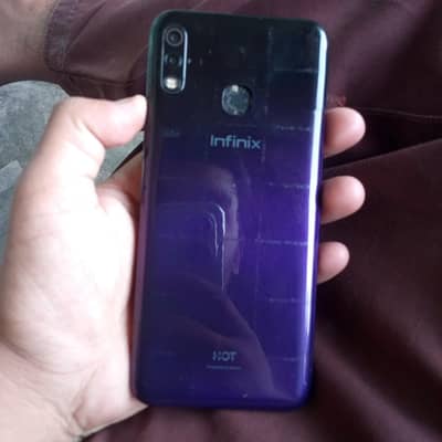 Infinix Hot 8