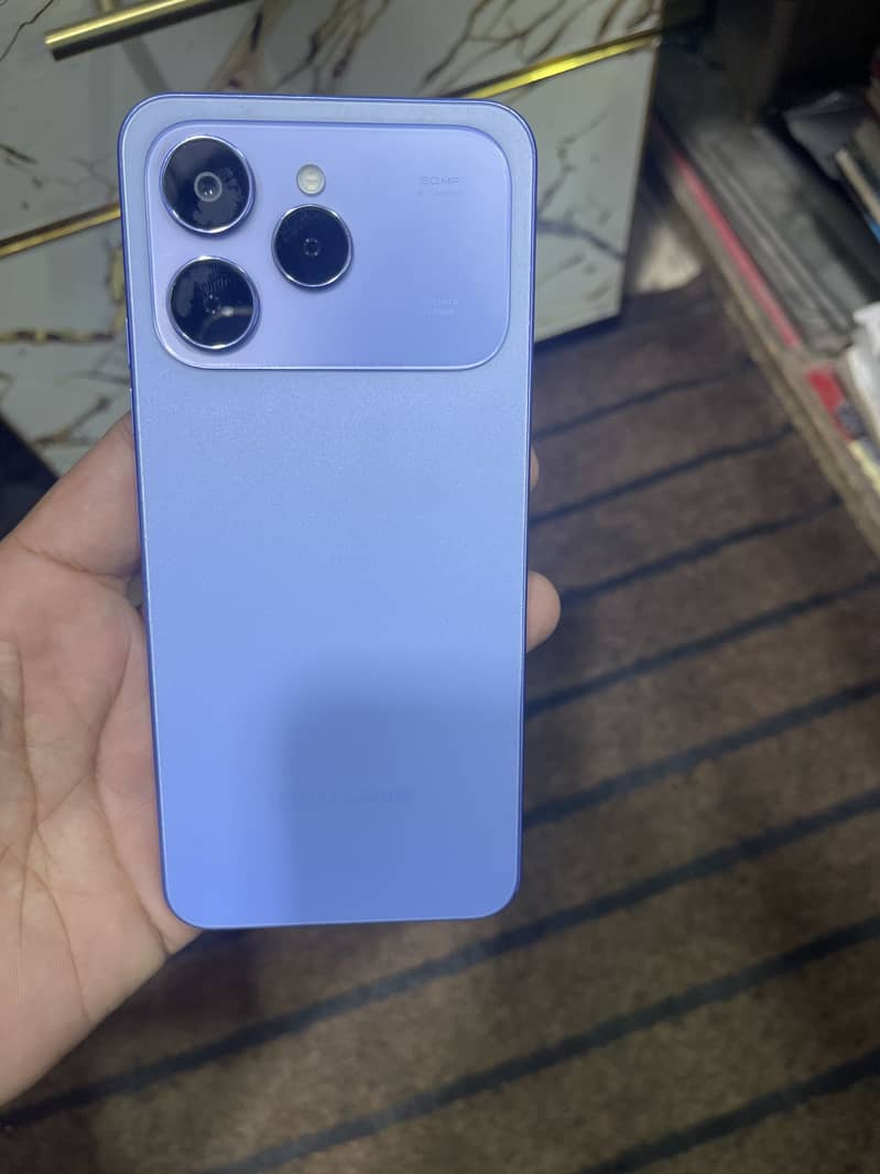 Tecno spark 40 2