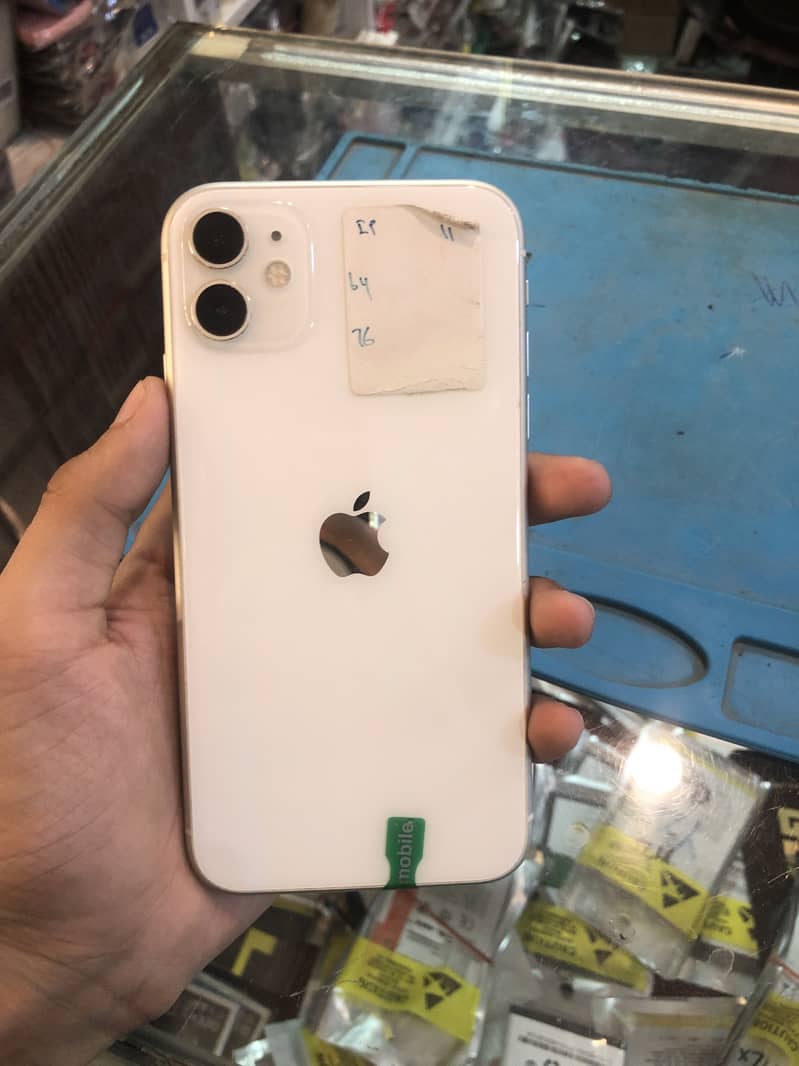 Apple iPhone 11 0