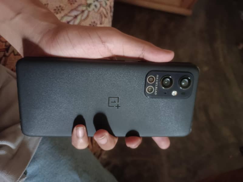 One Plus 9 Pro 0