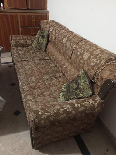 5 seater sofa in just 8k