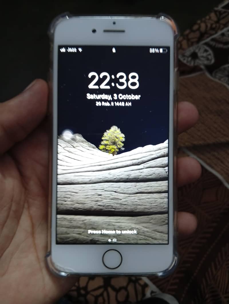 Apple iPhone 7 4