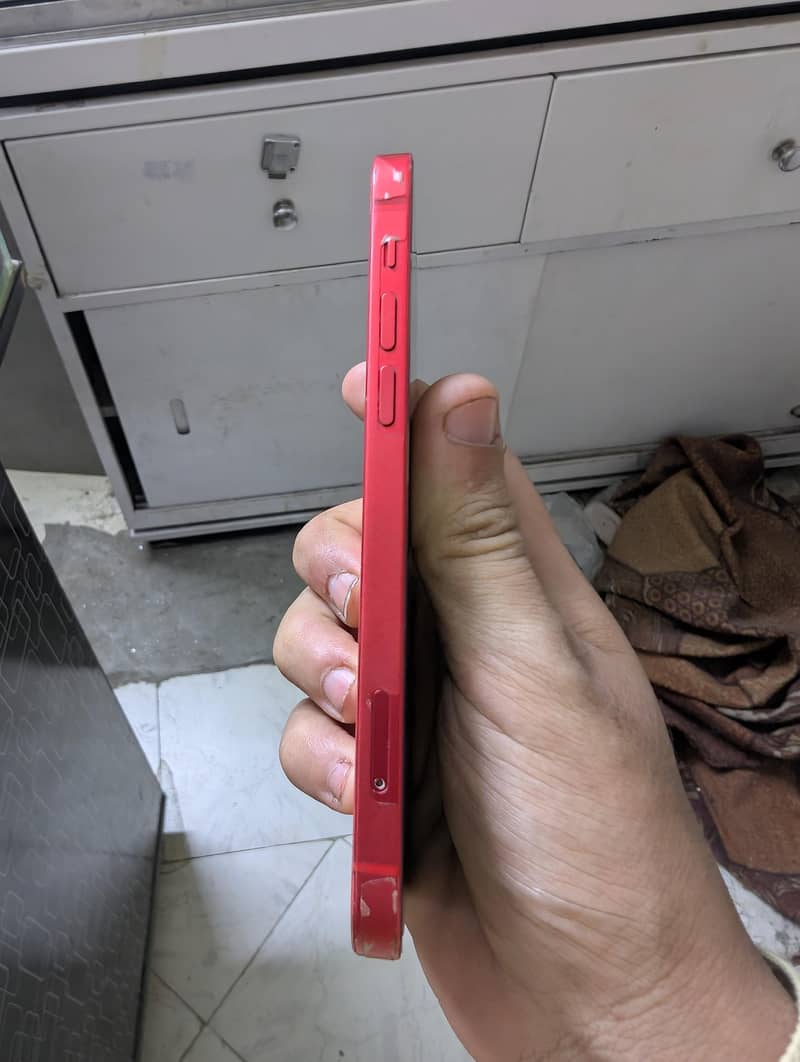 Apple iPhone 12 3