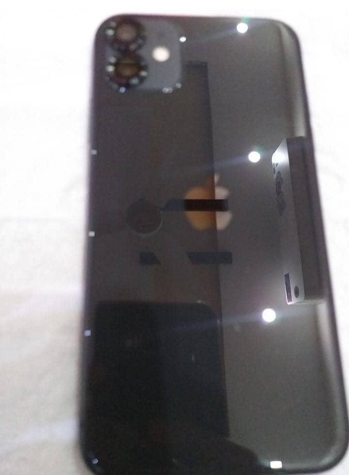 Apple iPhone 11 0