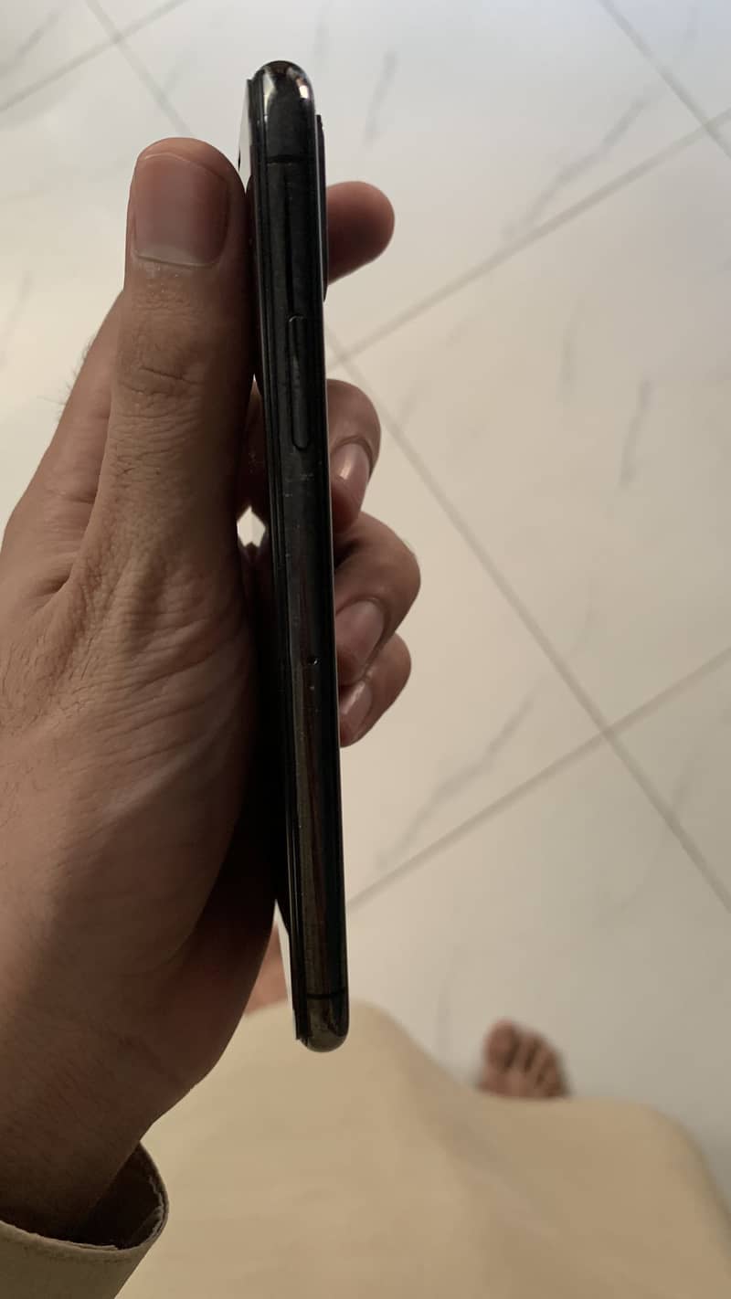 Apple iPhone X 1