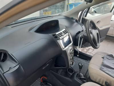 Toyota Vitz 2007