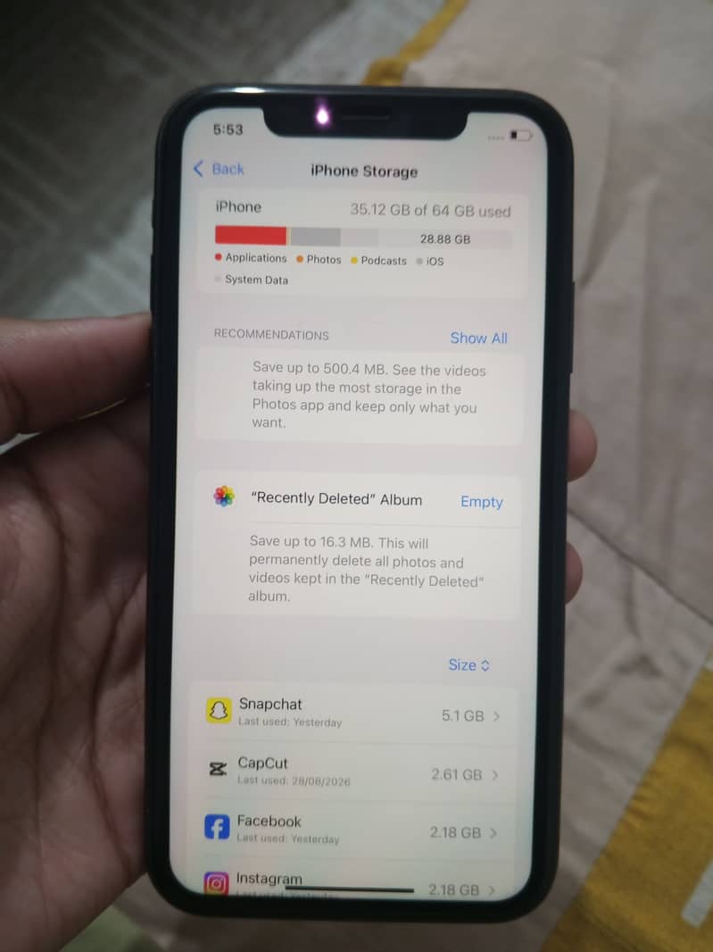 Apple iPhone 11 5