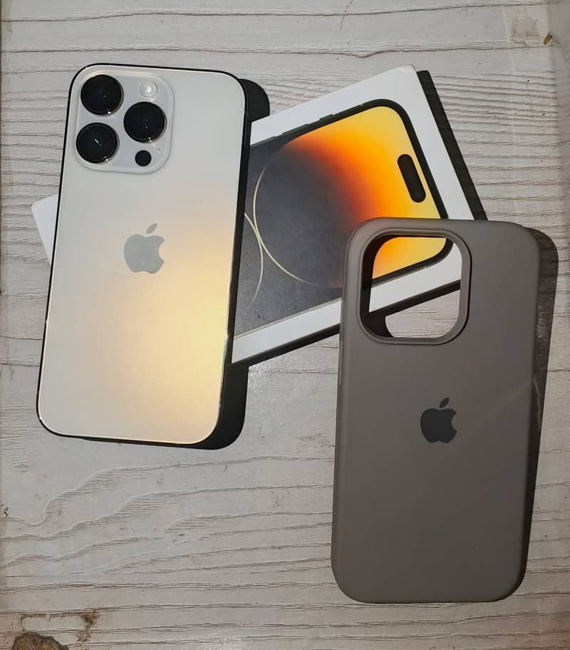 Apple iPhone 14 Pro 0