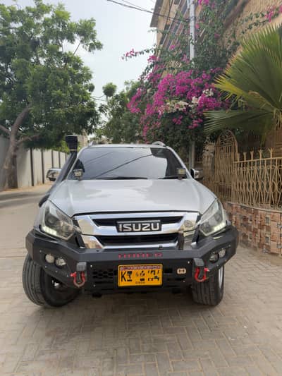 Isuzu D-Max V-Cross 2019