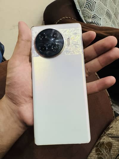 Tecno Spark 20 Pro Plus