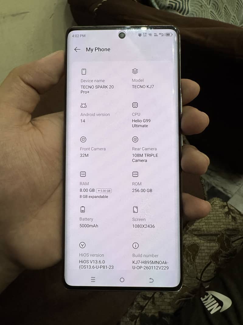 Tecno Spark 20 Pro Plus 2