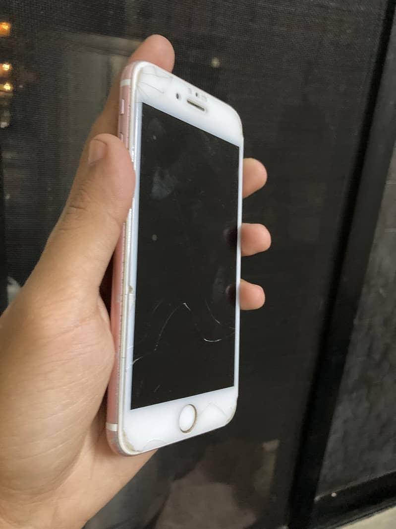Apple iPhone 6S 2