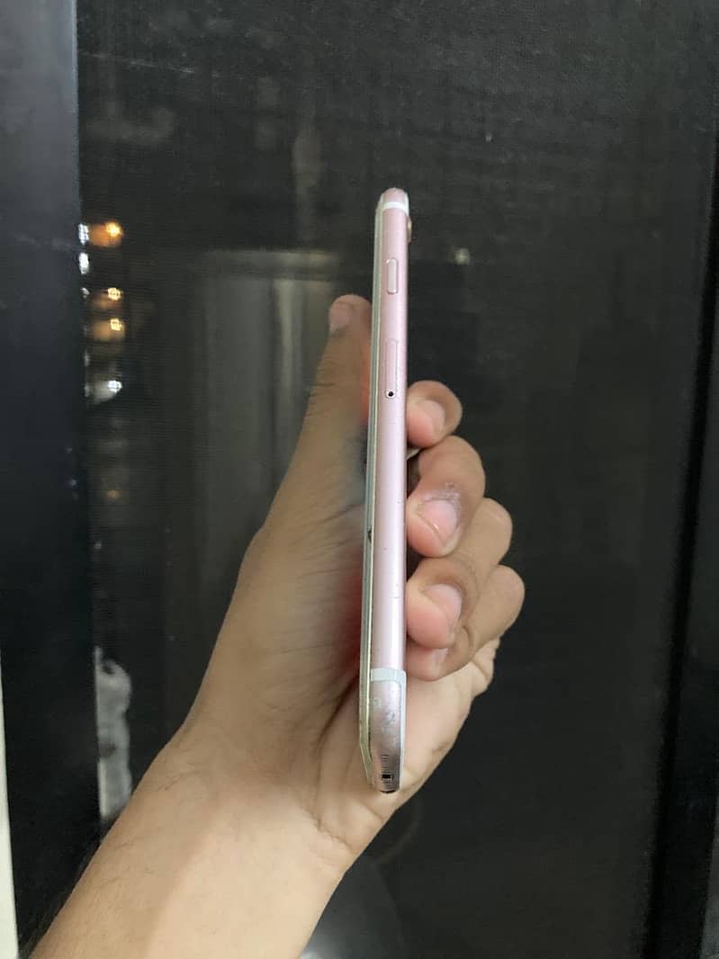 Apple iPhone 6S 5