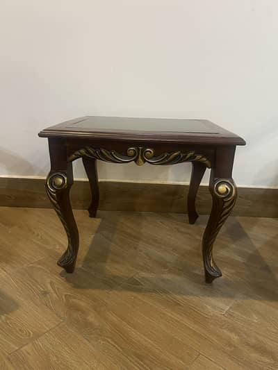 Chinioti Chairs with table