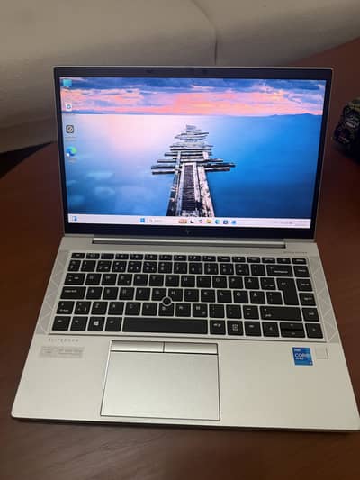 Hp EliteBook 840 G8 i5-11th 16/256