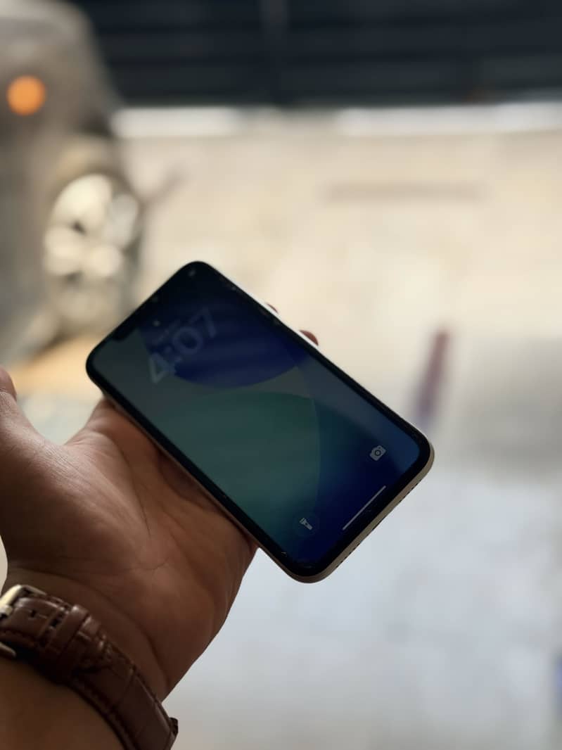 Apple iPhone 11 64gb 6