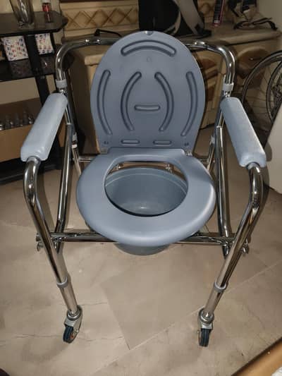Commode Wheel Chair for Stool