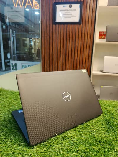 Dell 7430 | Intel i5-12th gen | 16GB Ram and 512GB SSD | FHD Backlit