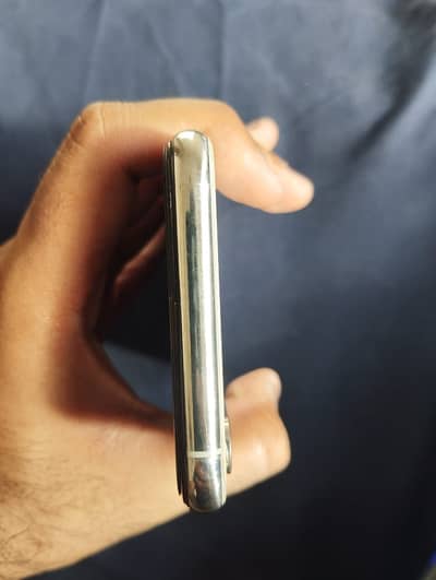 Iphone XS ( PTA Approved )