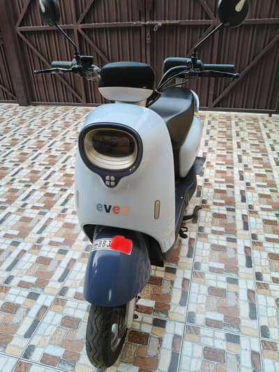 Evee Nisa Electric Scooty | First Owner | Warranty Available