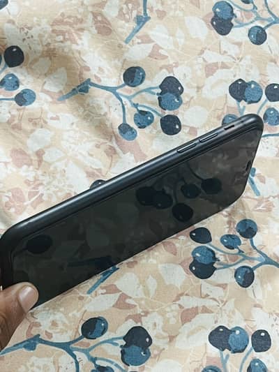 Apple iPhone XR