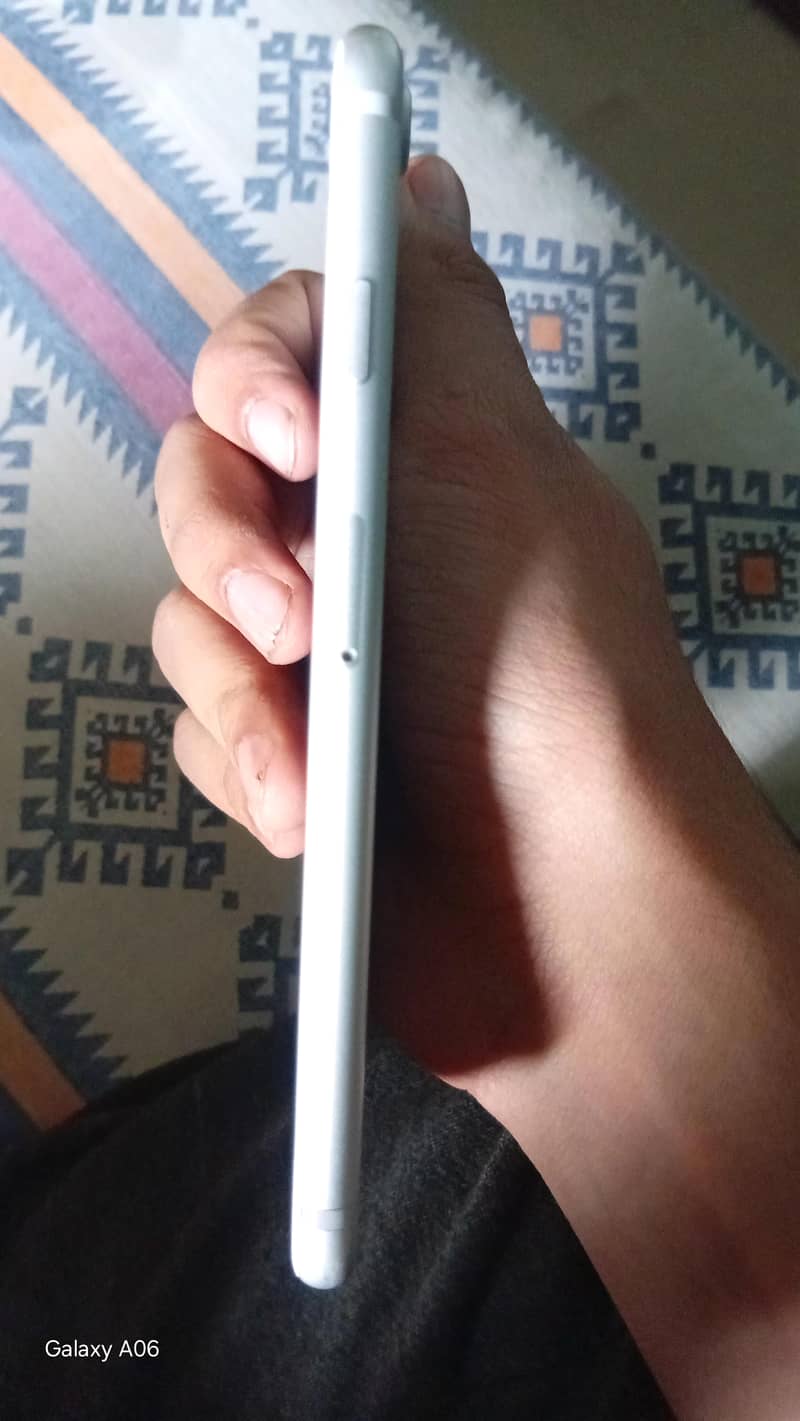 Apple iPhone 7 5