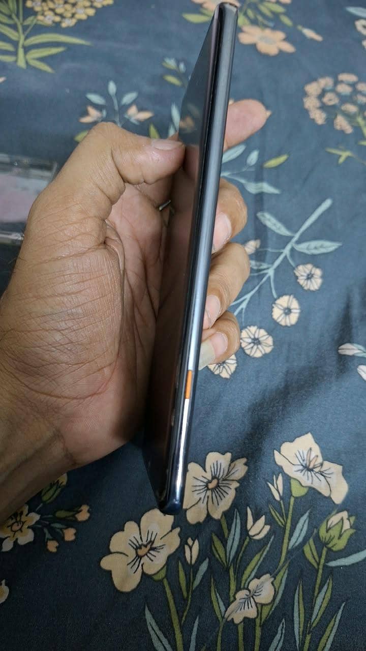 Tecno CAMON 40 Pro 2