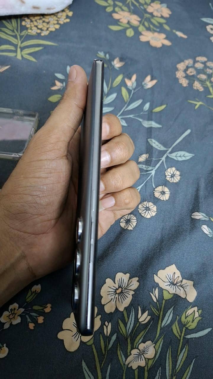 Tecno CAMON 40 Pro 3
