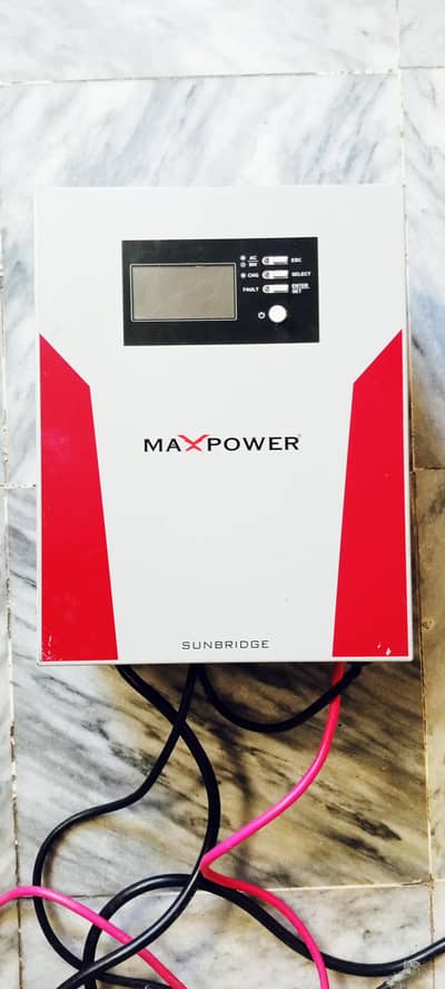 Max Power Sunbridge 2000 MPPT Solar Inverter ( 2400 VA / 1600W, 24 V )