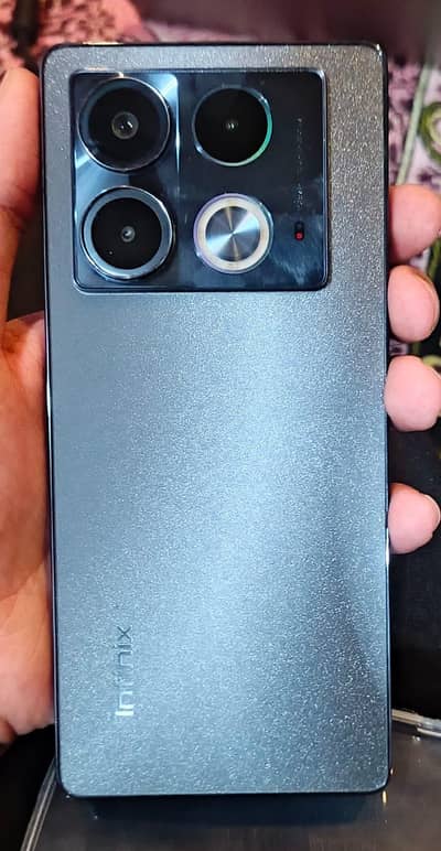 Infinix Note 40
