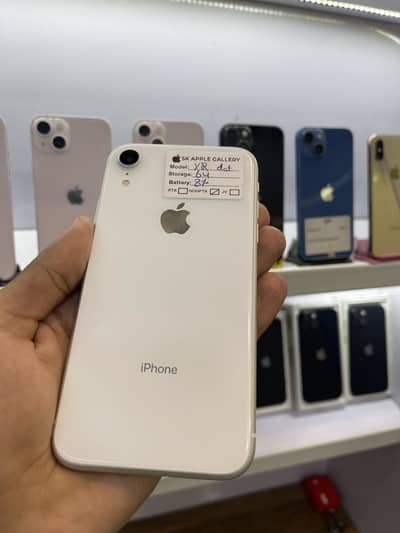 iPhone XR [OFFER] 03275894788