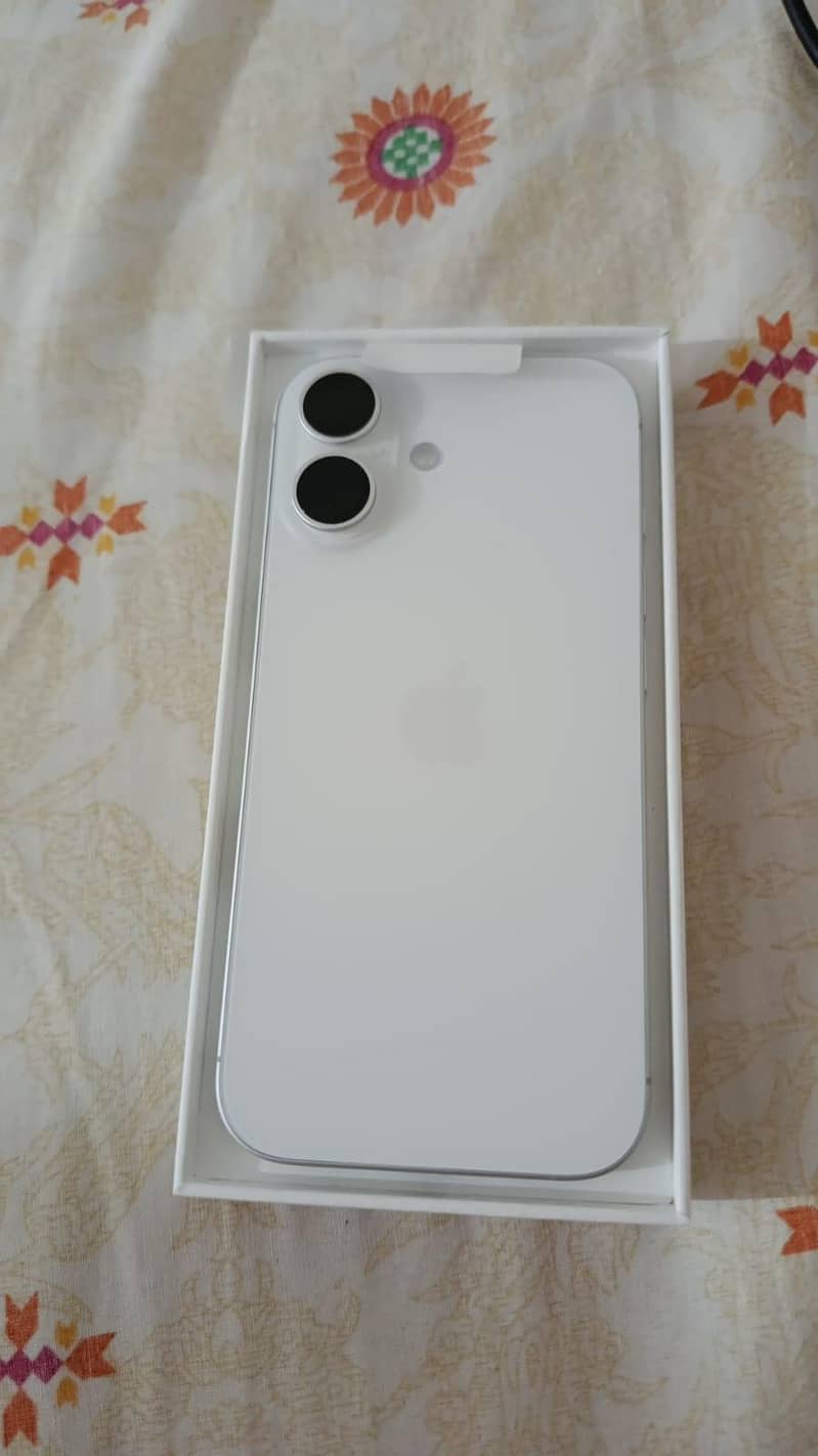 Apple iPhone 17 2