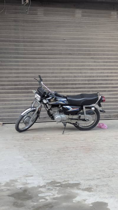Honda CG 125 2025