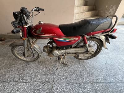 Honda cd 70 2016 model
