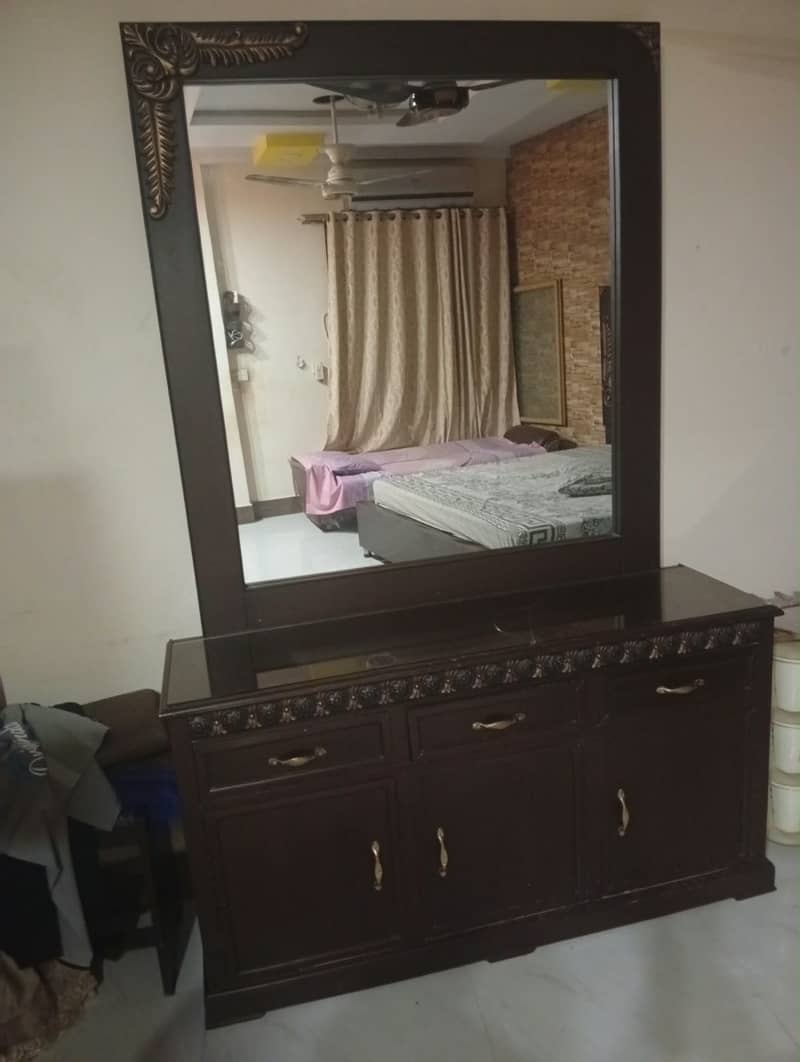 Dressing Table with stool  Set 2