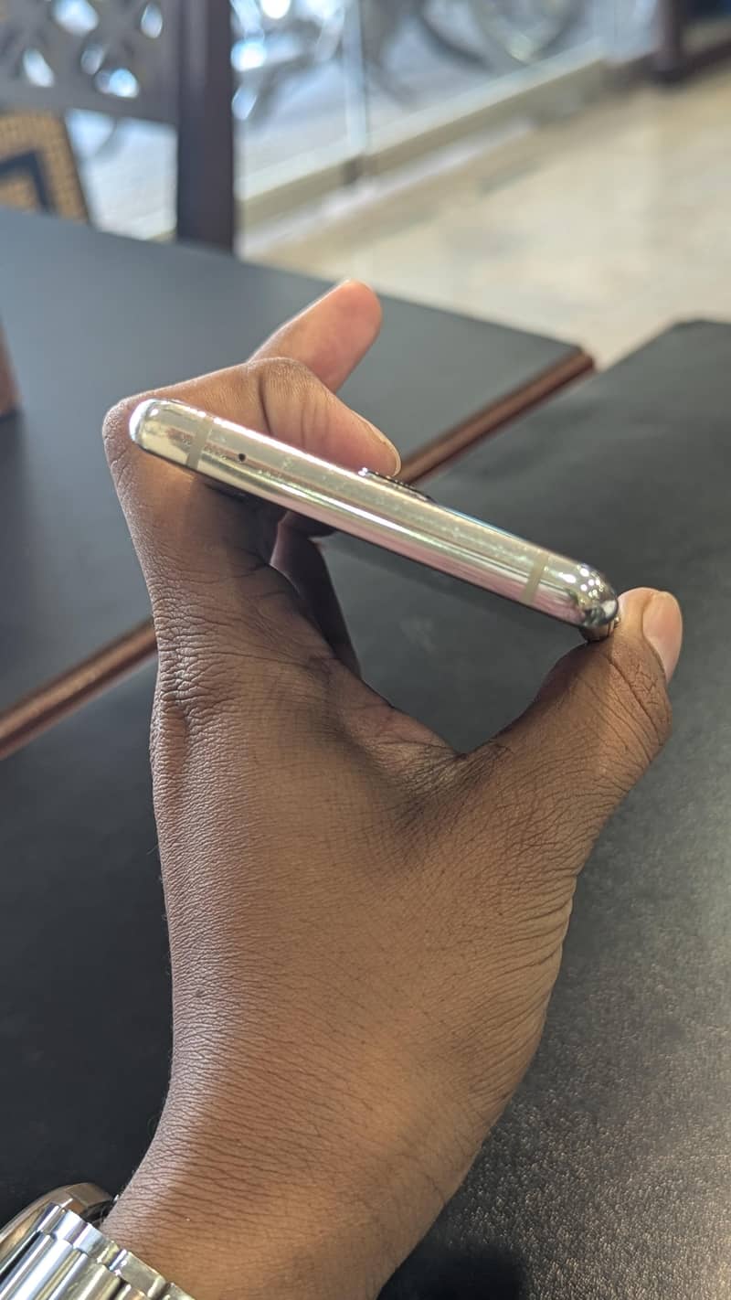 One Plus 8 5