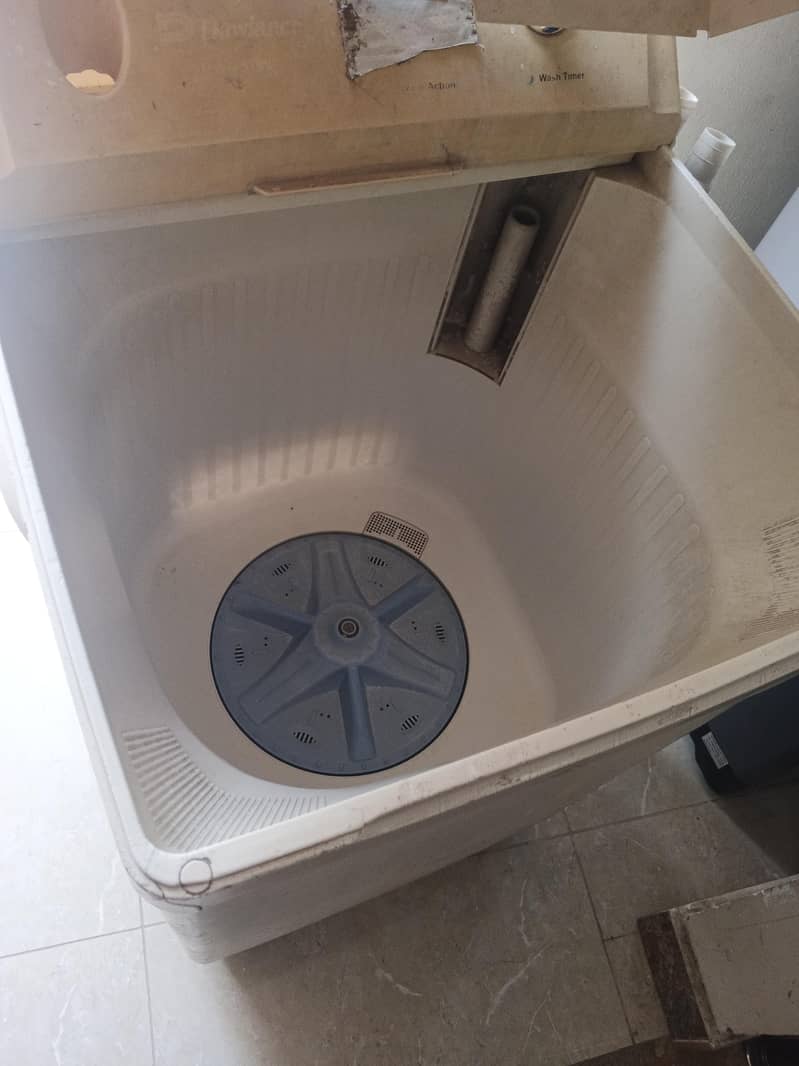 Dawlance washing machine 1
