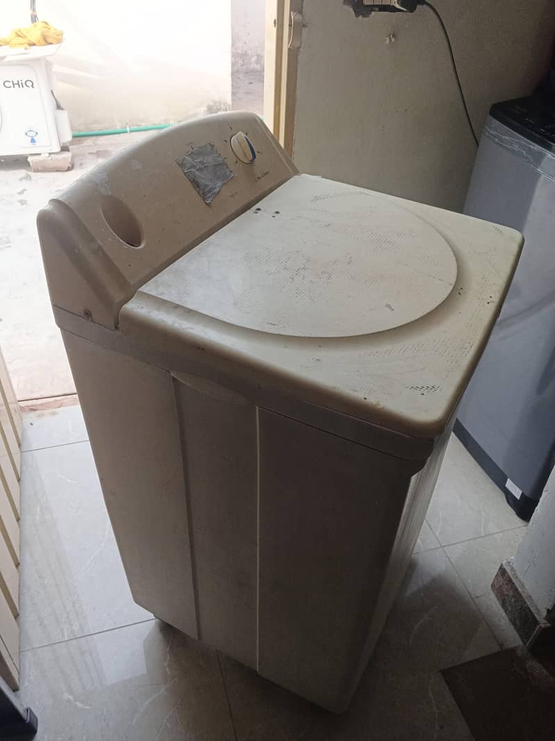 Dawlance washing machine 4