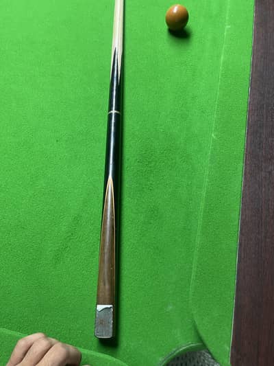 Snooker cue stick good light weight