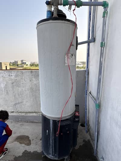 Duel geyser gas and electric