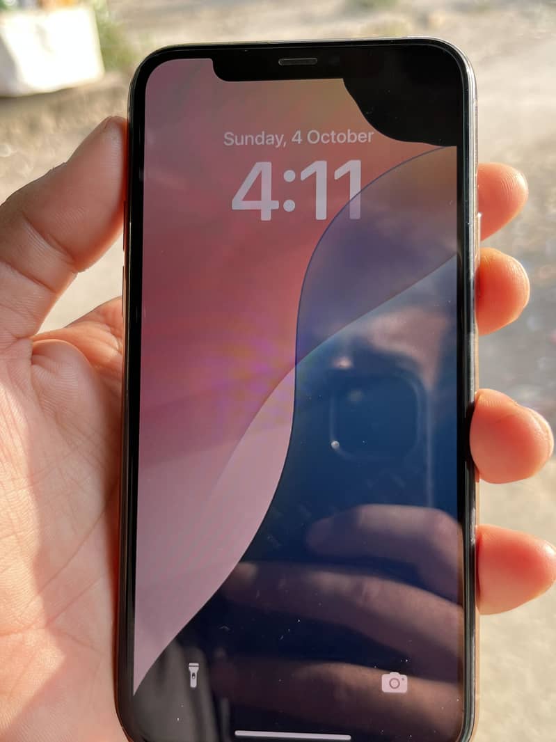Apple iPhone 11 Pro 3