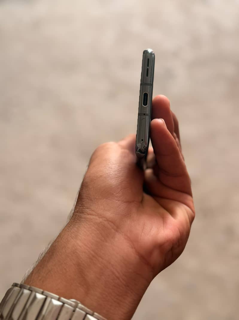 One Plus 9 Pro 3