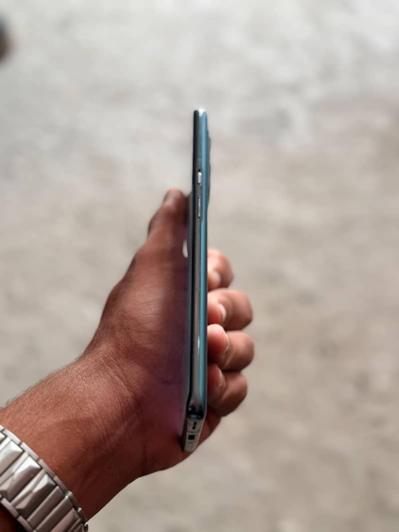 One Plus 9 Pro 4