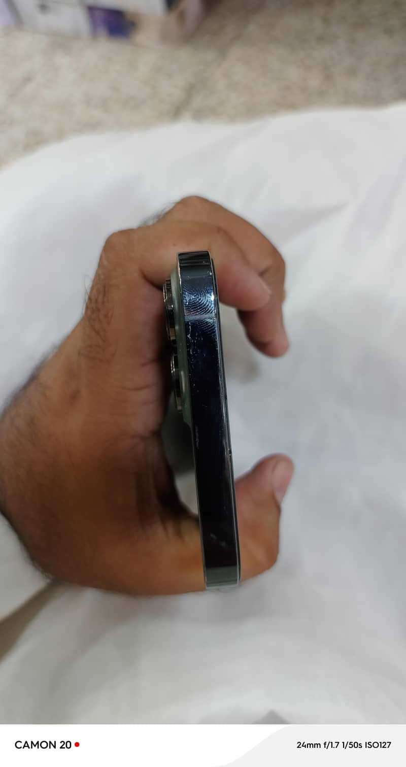 Apple iPhone 13 Pro Max 3