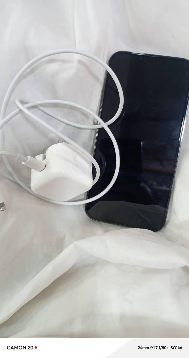 Apple iPhone 13 Pro Max 5